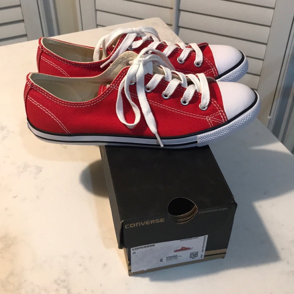 Converse All Stars size 8 Varsity Red